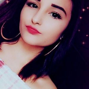 Meet your Posher, Cora